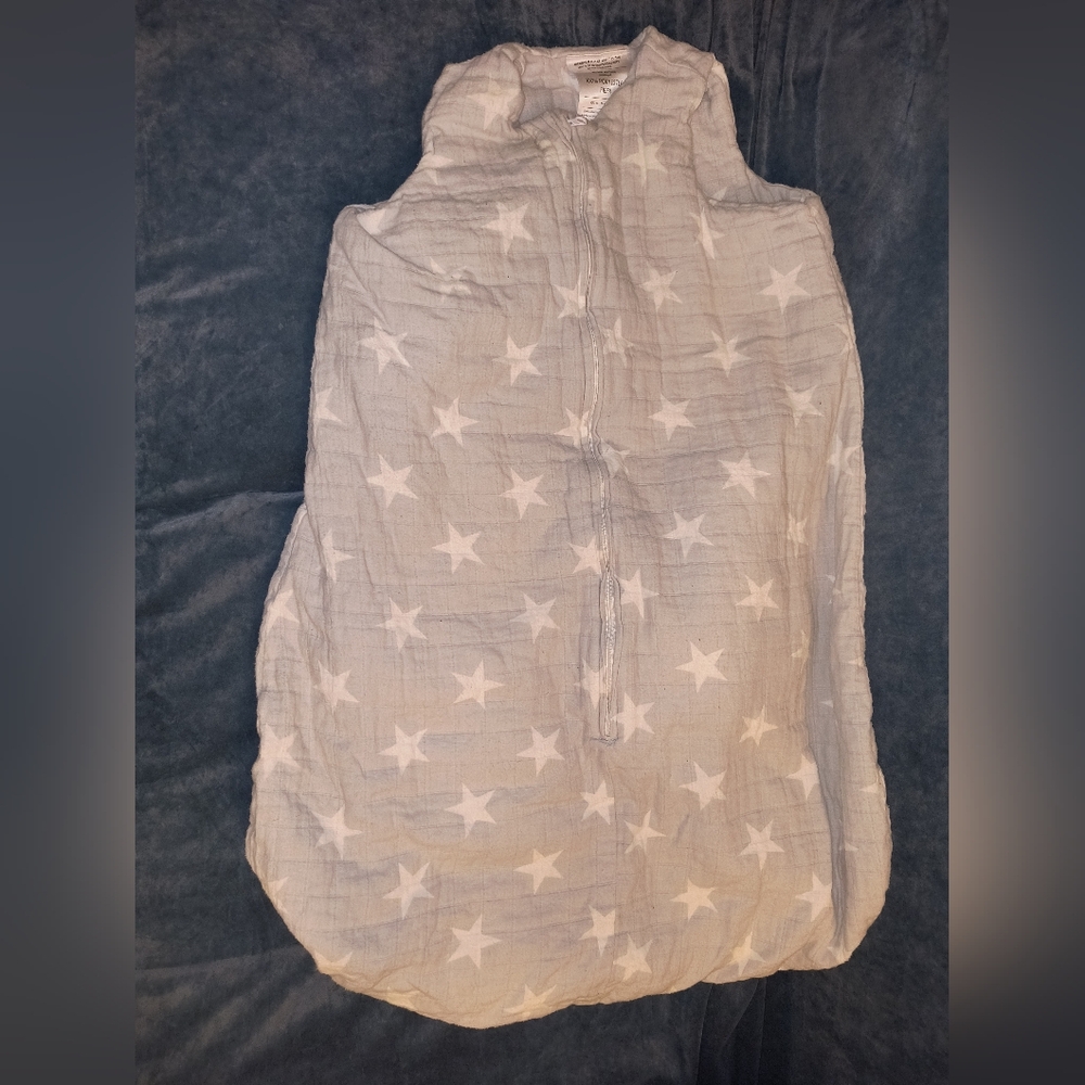 Aden + Anais Gray And White sleep sack sleeping bag